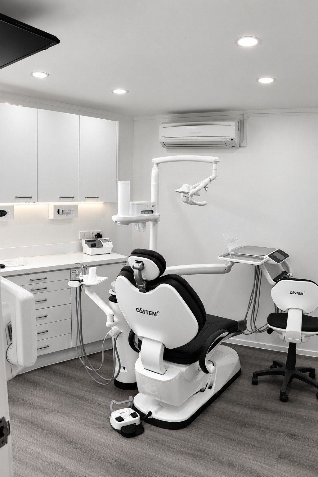 A treatment room at Acmē Dental